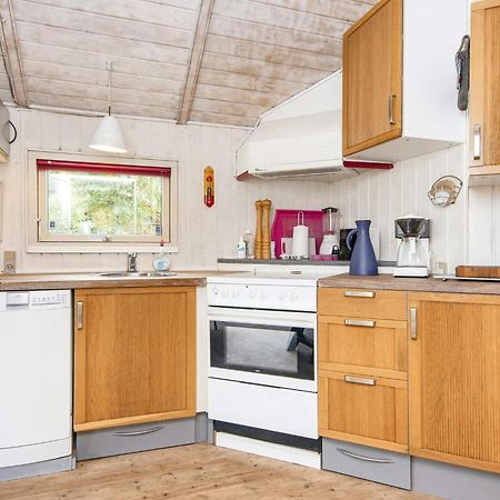 5 Person Holiday Home In Hovborg Екстер'єр фото
